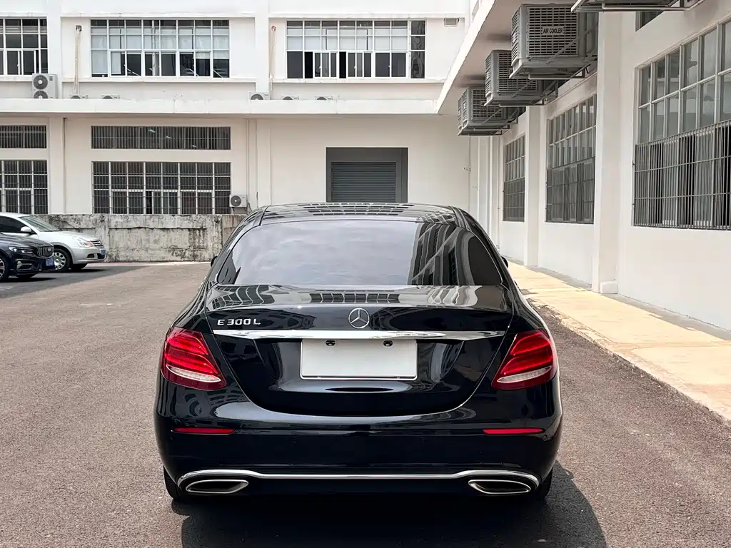 Mercedes-Benz E-Class 2020 — фото 6
