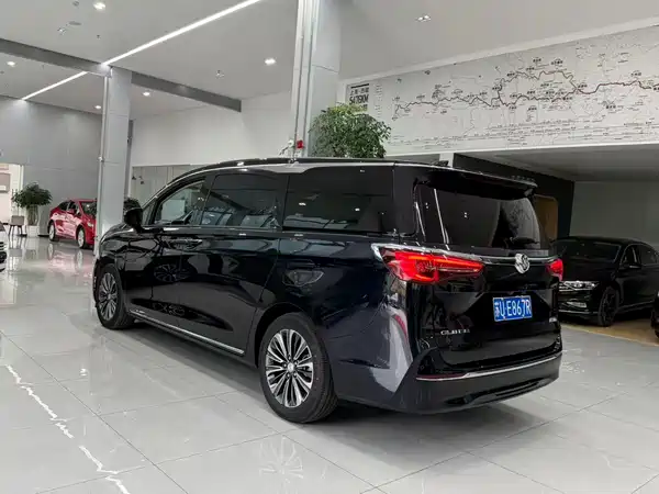 Buick GL8 2023