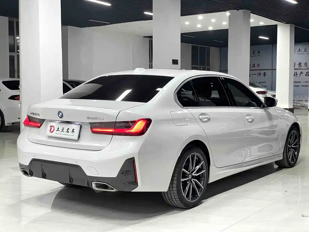 BMW 3 Series 2023 — фото 12