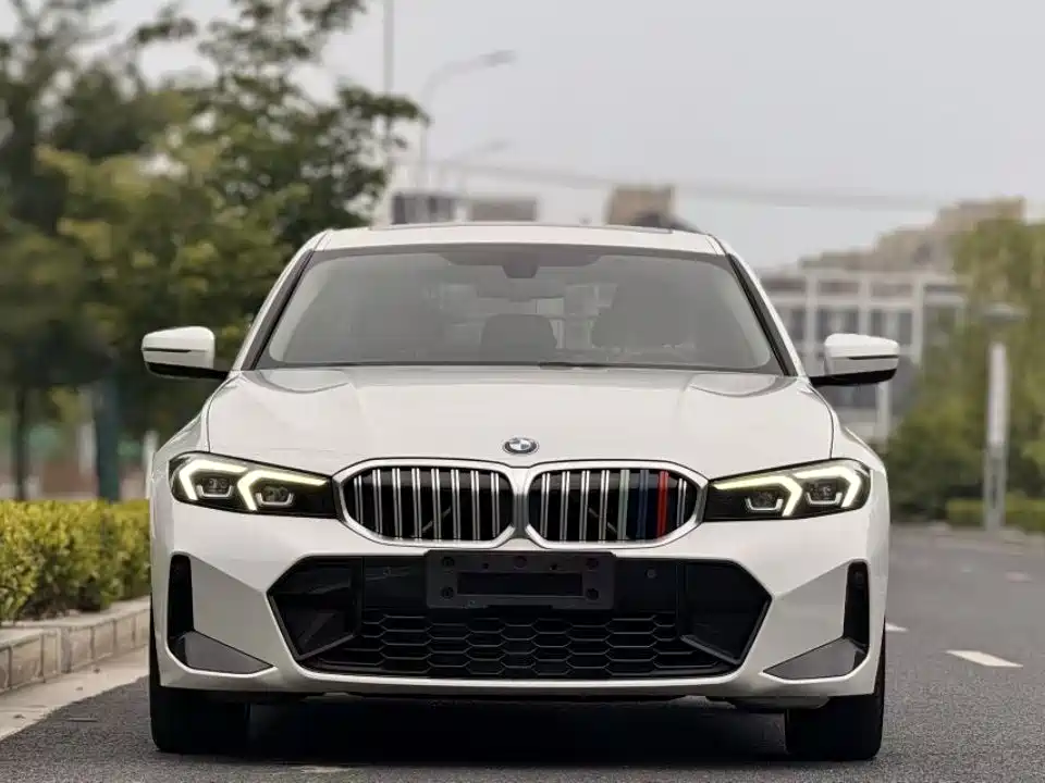 BMW 3 Series 2023