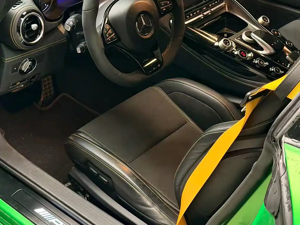 Mercedes-Benz AMG GT 2019 — фото 9