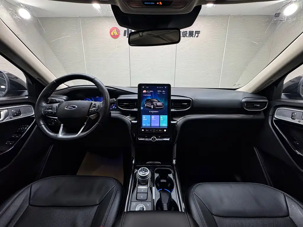 Ford Explorer 2020 — фото 12