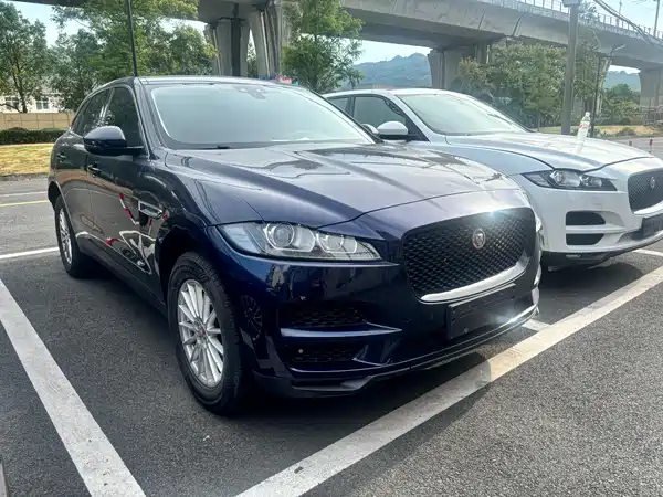 Jaguar F-PACE 2019