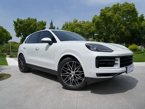 Porsche Cayenne 2024