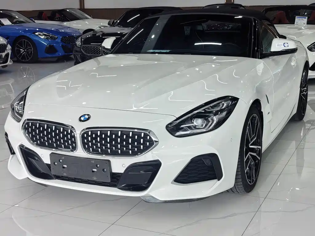 BMW Z4 2021 — фото 1