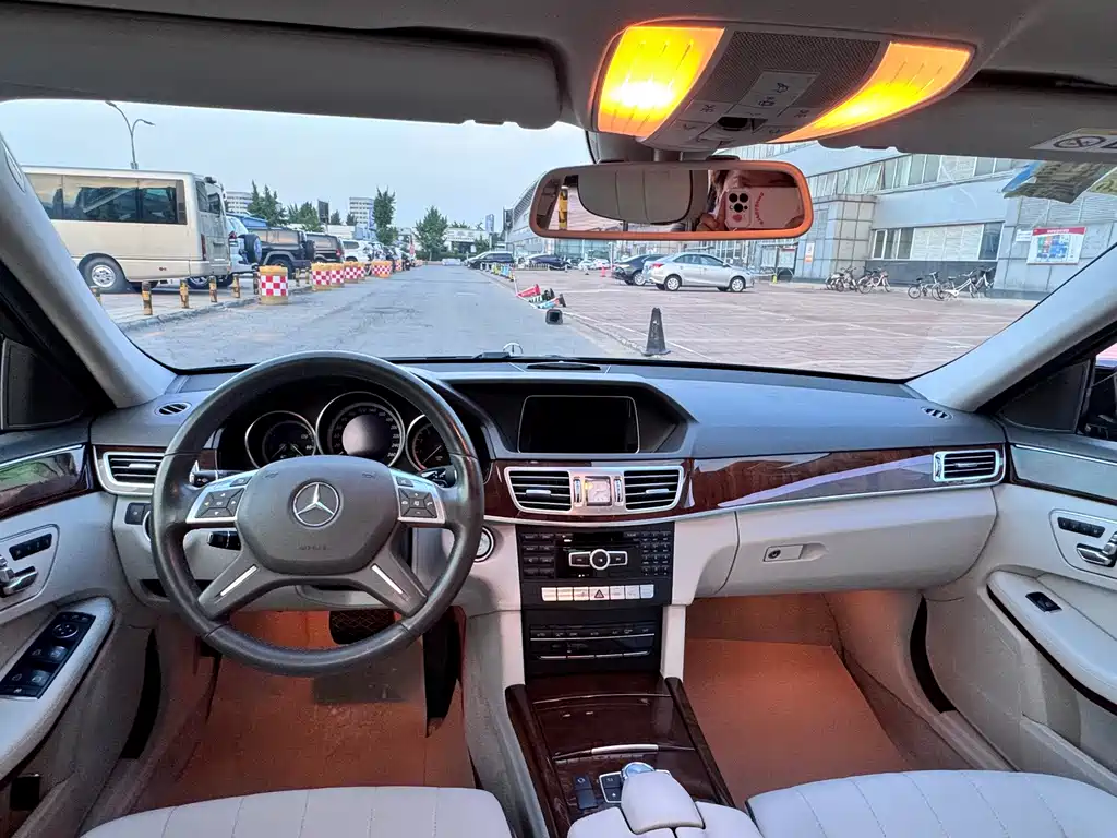 Mercedes-Benz E-Class 2014
