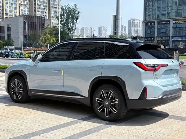 NIO ES6 2020