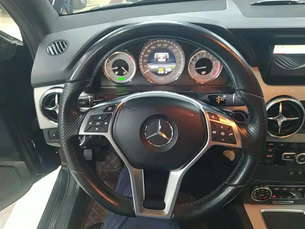 Mercedes-Benz GLK-Class 2015 — фото 11
