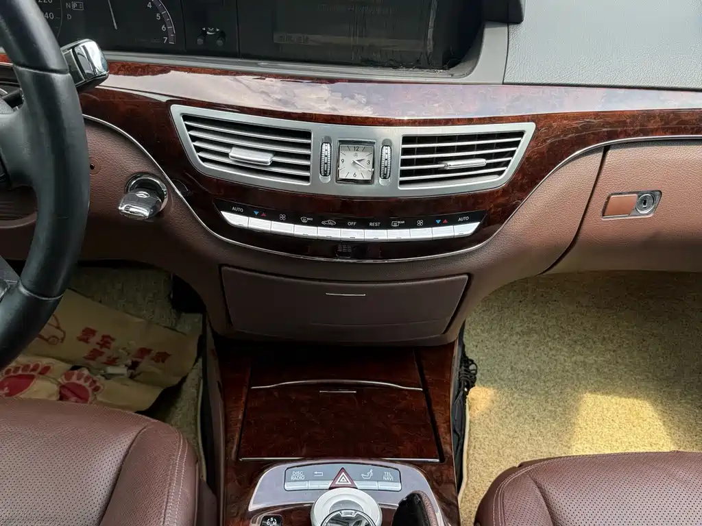 Mercedes-Benz S-Class 2010 — фото 12