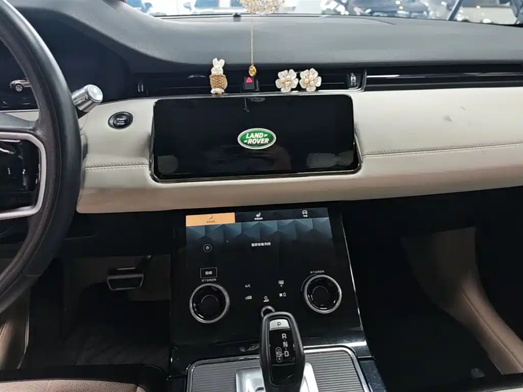 Land Rover Evoque 2022 — фото 13