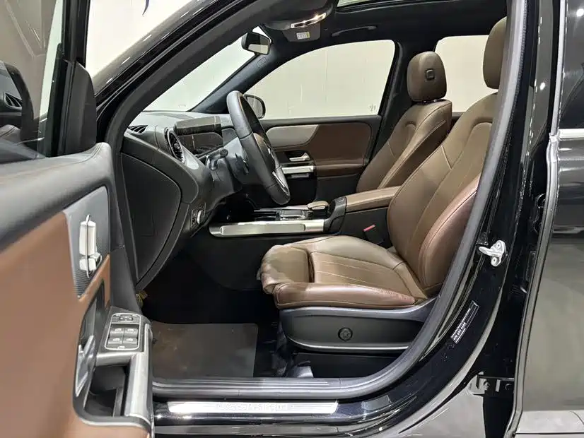 Mercedes-Benz GLB 2022