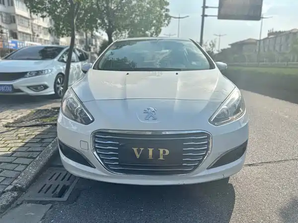 Peugeot 308 2015