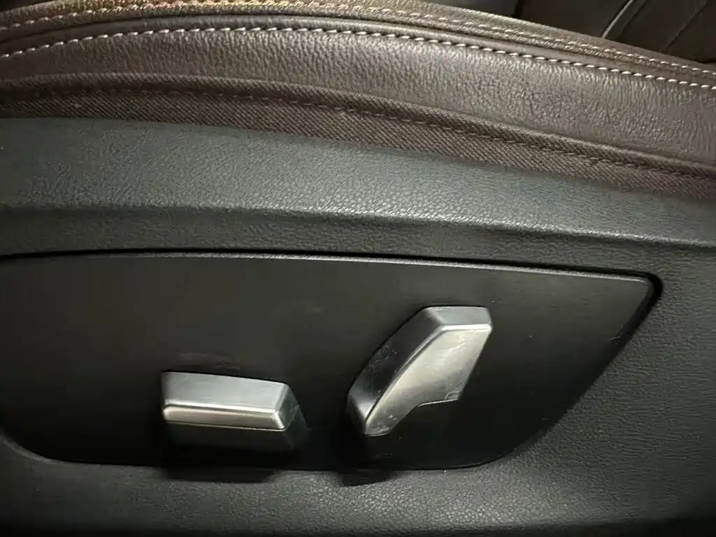 BMW 5 Series 2022 — фото 15