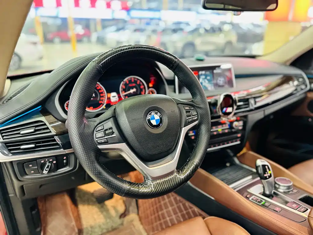BMW X6 2017 — фото 21