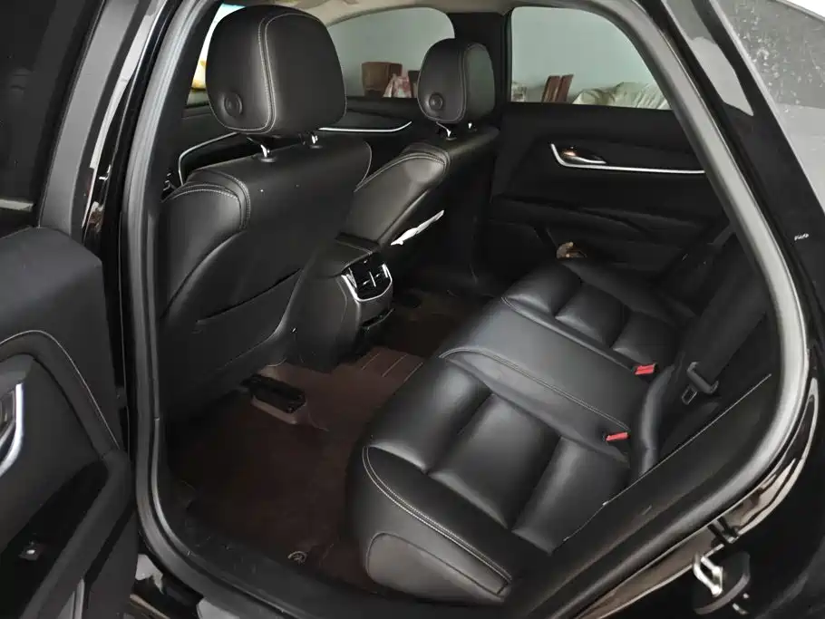 Cadillac XTS 2019 — фото 11
