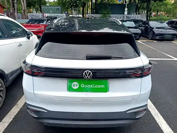 Volkswagen ID.4 X 2022