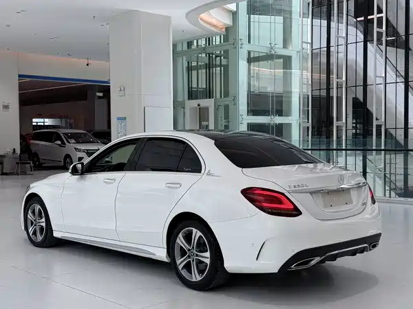 Mercedes-Benz C-Class 2019