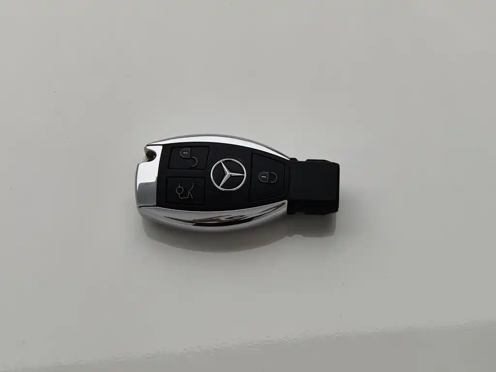 Mercedes-Benz GLC 2018 — фото 19