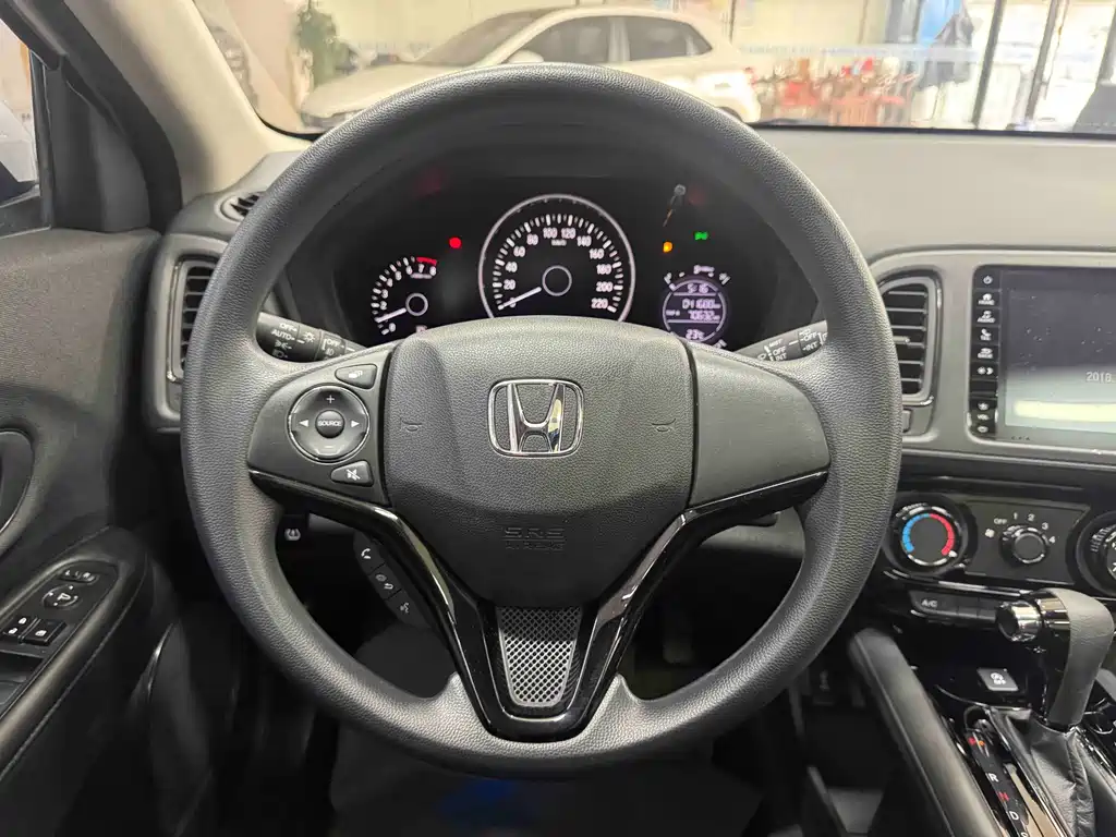 Honda Vezel 2021 — фото 15