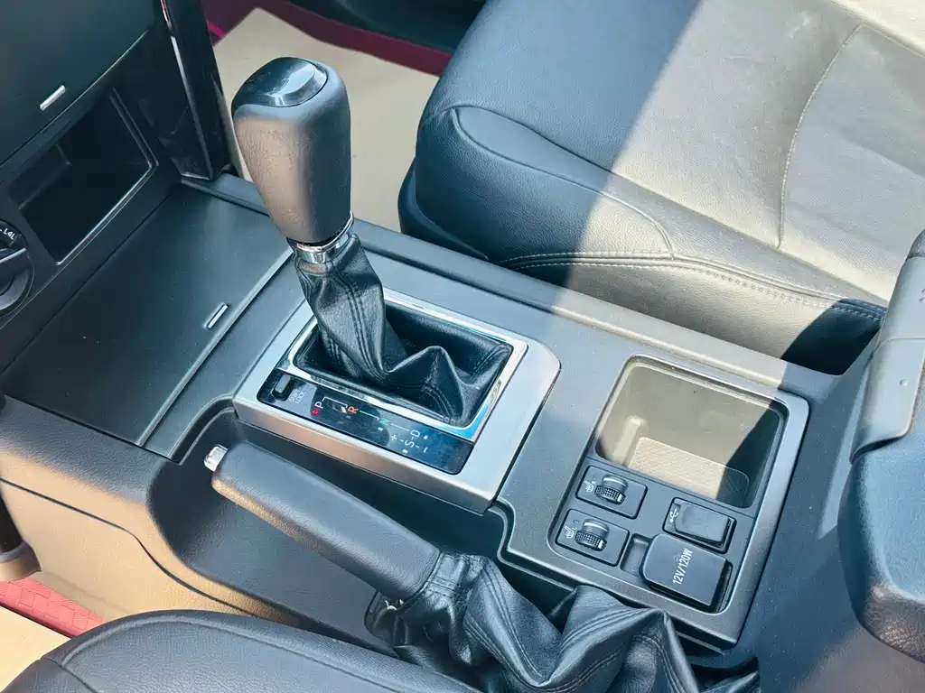 Toyota Prado 2017 — фото 14