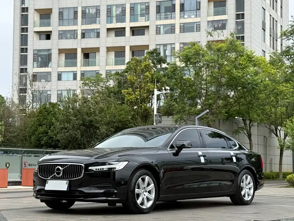 Volvo S90 2018