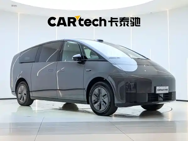 Li Auto MEGA 2025