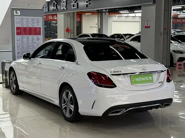Mercedes-Benz C-Class 2019