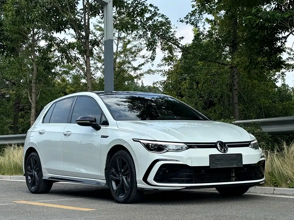 Volkswagen Golf 2022