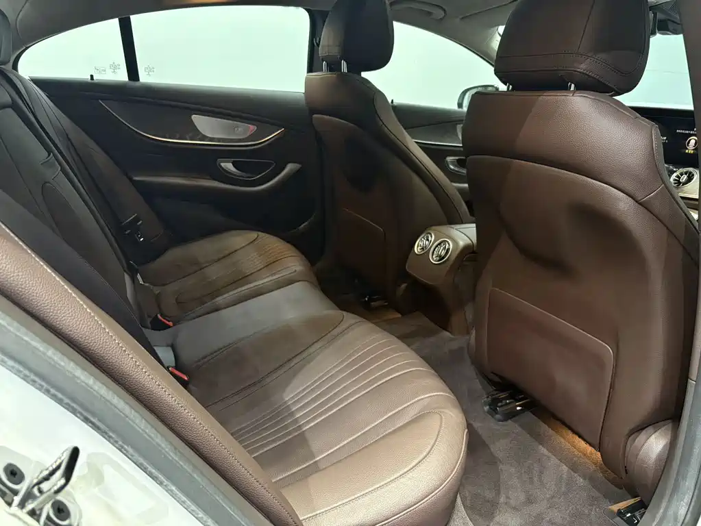 Mercedes-Benz CLS 2021 — фото 20