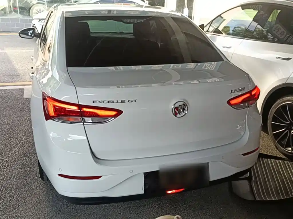 Buick Excelle 2021