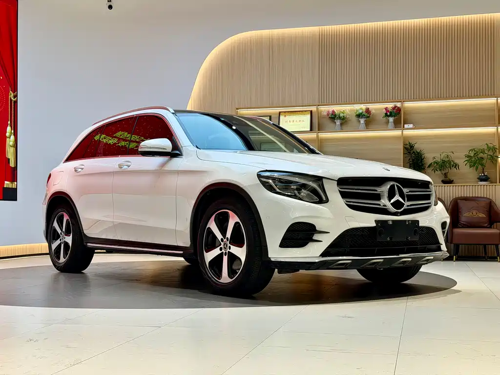 Mercedes-Benz GLC 2018 — фото 5