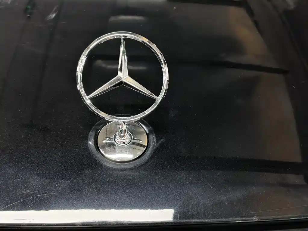 Mercedes-Benz E-Class 2025 — фото 18