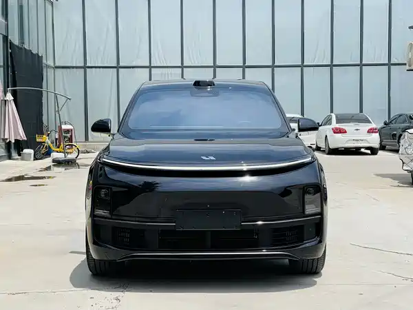 Li Auto L8 2023