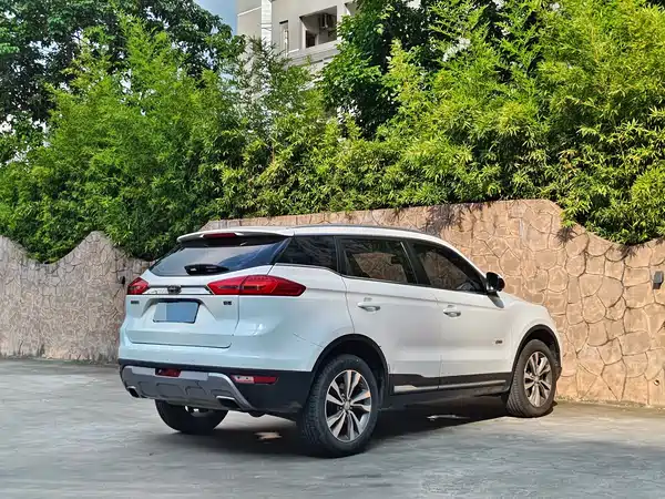 Geely Boyue 2016