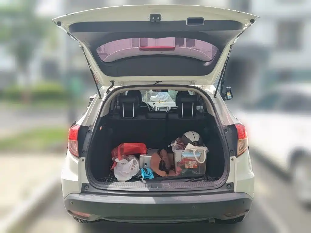 Honda Vezel 2018 — фото 10