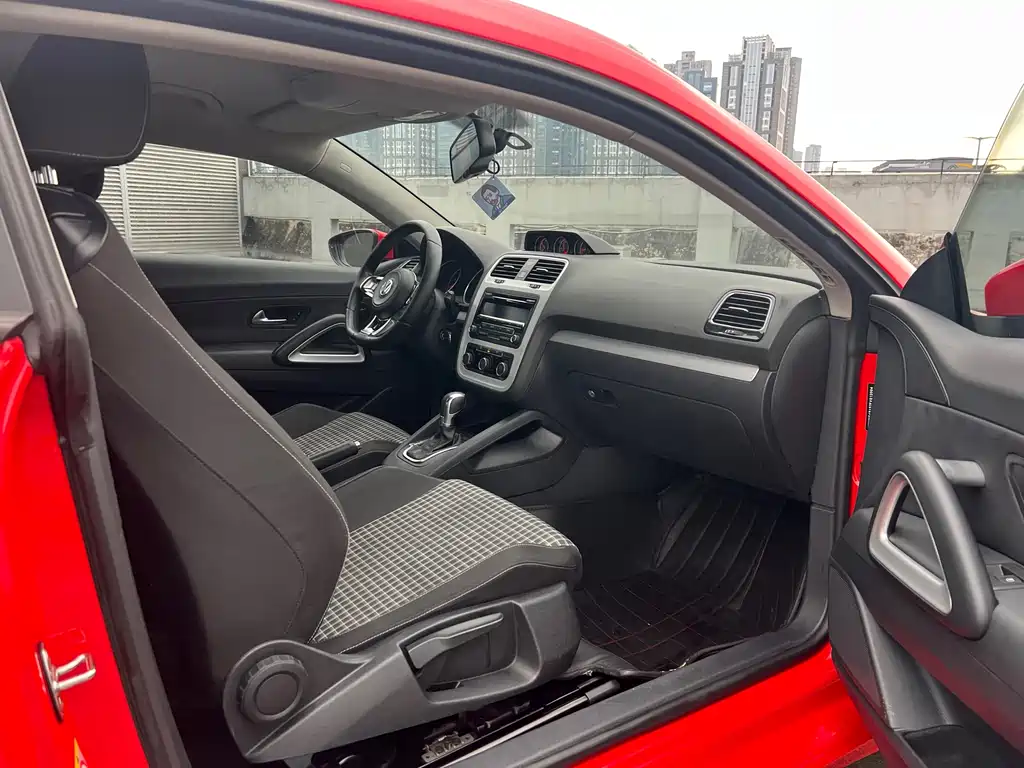 Volkswagen Scirocco 2015 — фото 11