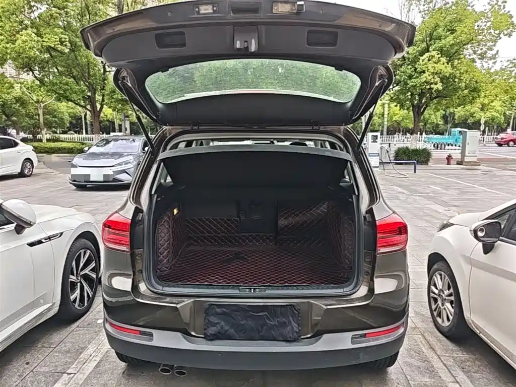 Volkswagen Tiguan 2016 — фото 19
