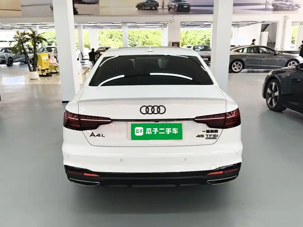 Audi A4L 2023