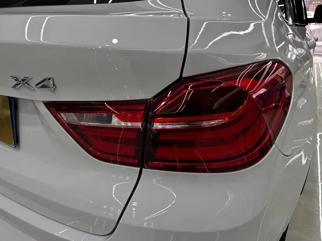 BMW X4 2017 — фото 19