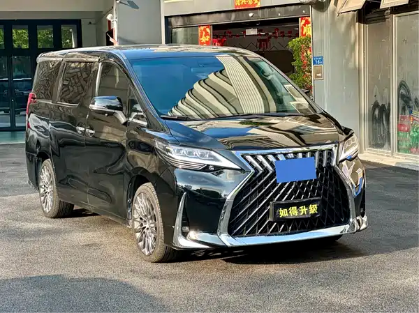 Toyota Alphard 2011