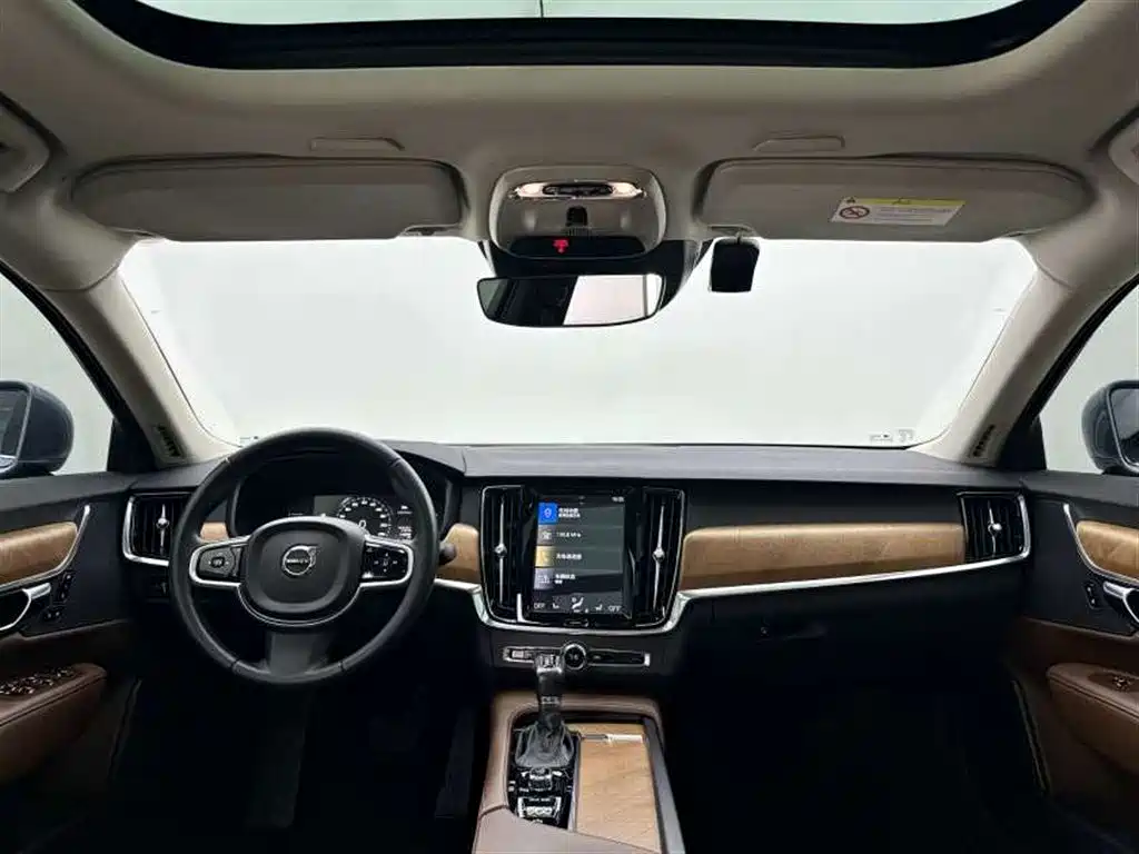 Volvo S90 2018 — фото 8