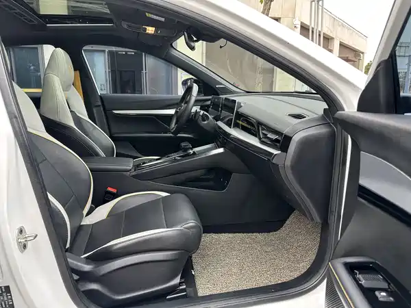 MG MG5 Scorpio 2022