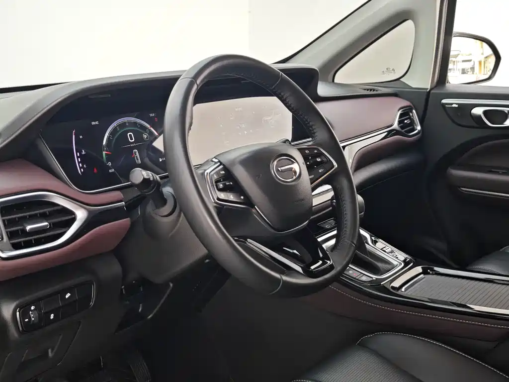 GAC Motor Trumpchi M6 2024 — фото 24