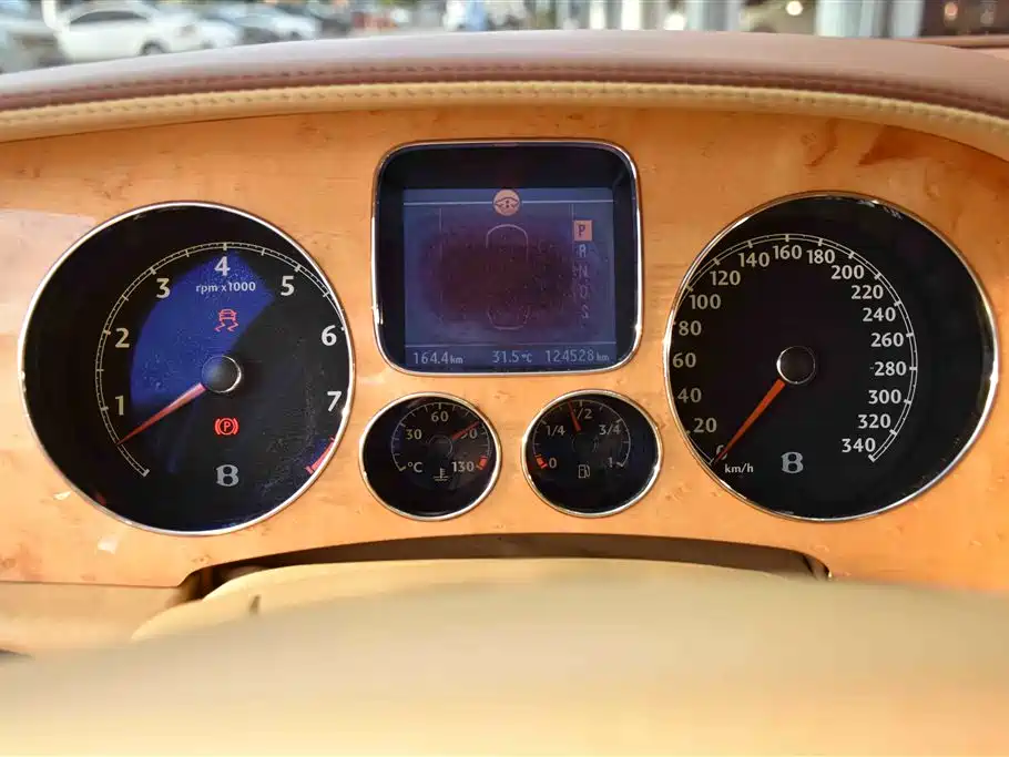 Bentley Flying Spur 2008 — фото 20