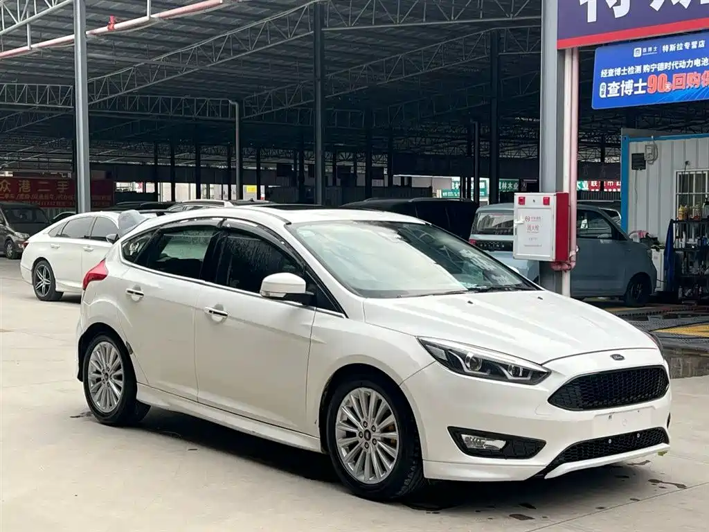 Ford Focus 2017 — фото 3