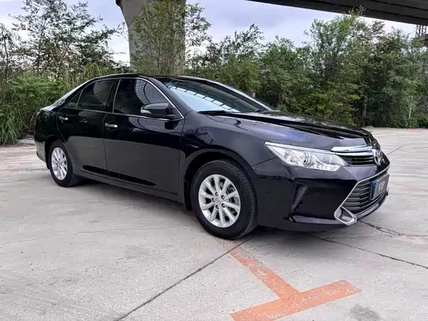 Toyota Camry 2015