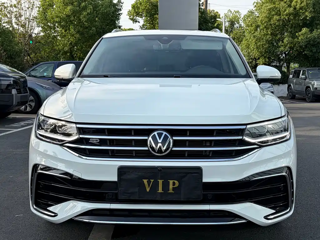 Volkswagen Tiguan L 2023