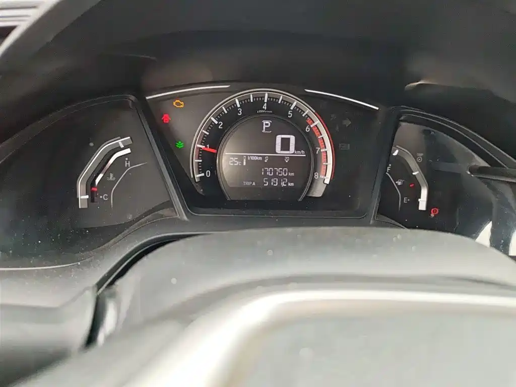 Honda Civic 2018 — фото 13