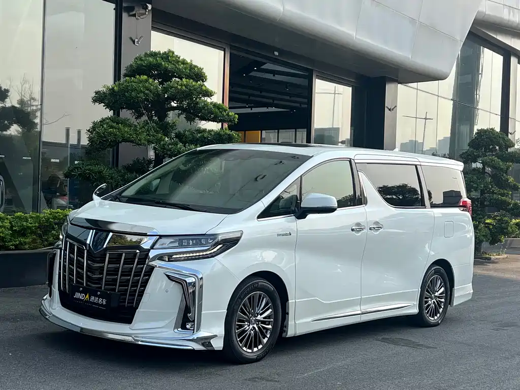 Toyota Alphard 2021 — фото 1