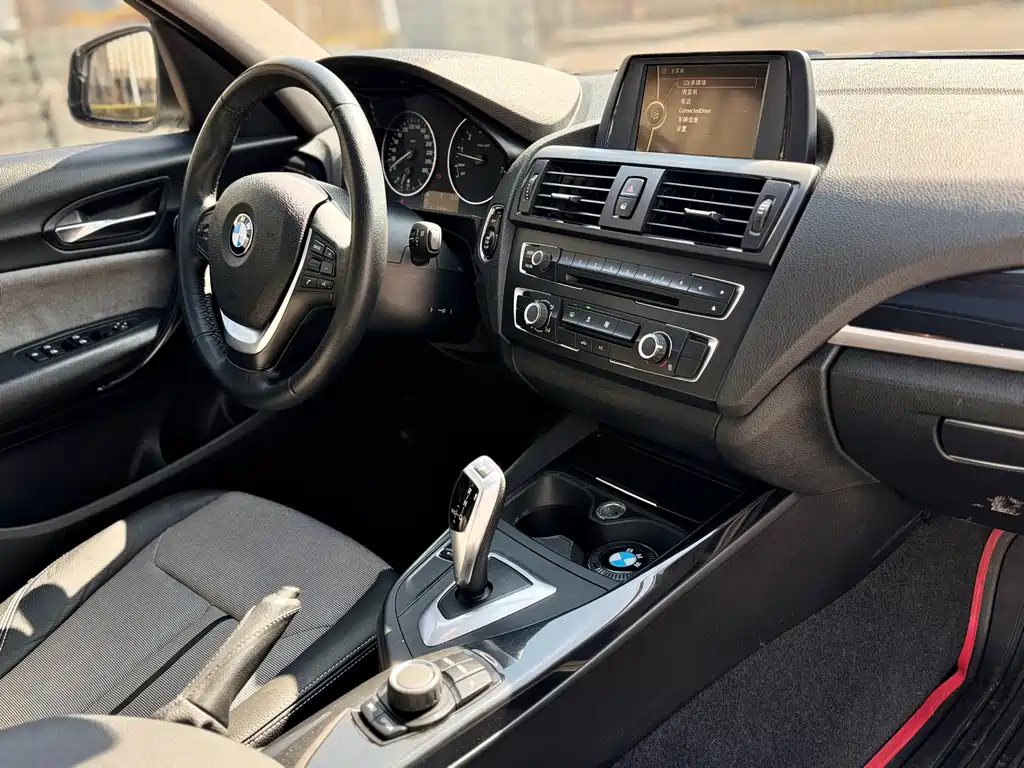 BMW 1 Series 2013 — фото 20